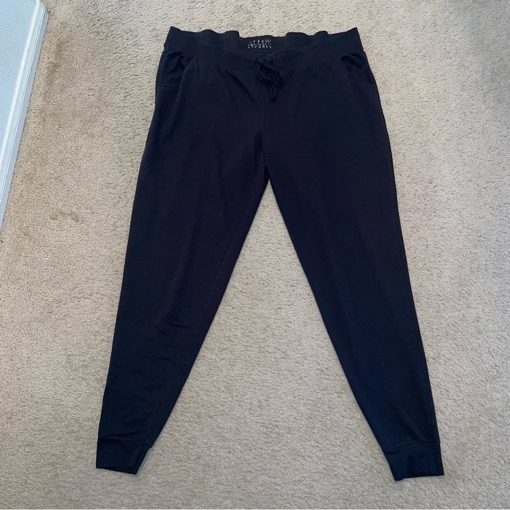 {Alloy} Joggers